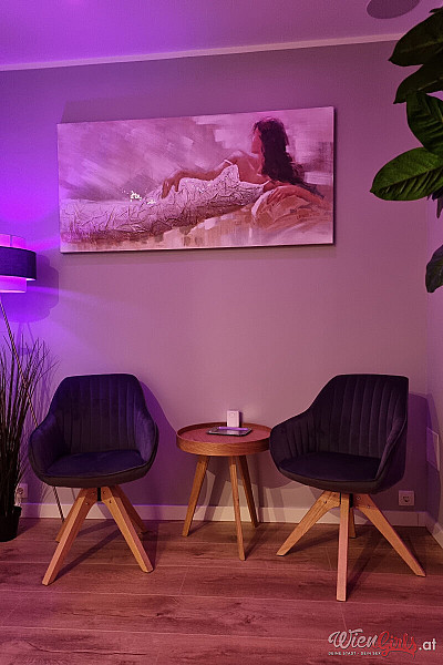 STUDIO ROXANNA 20 Image