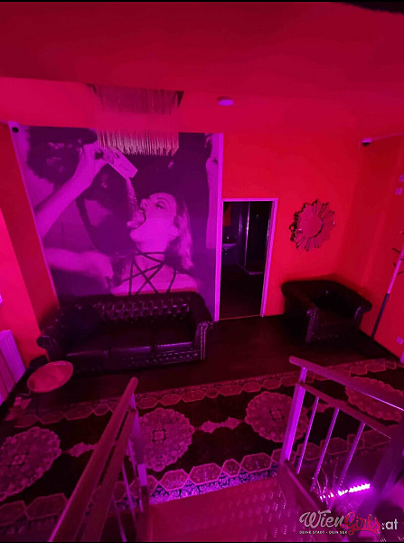 Amore Lounge Image