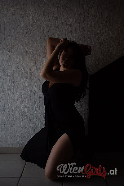 Valeria Image