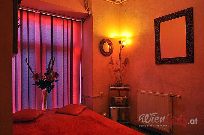 SEX STUDIO ROXANNA 11 Image