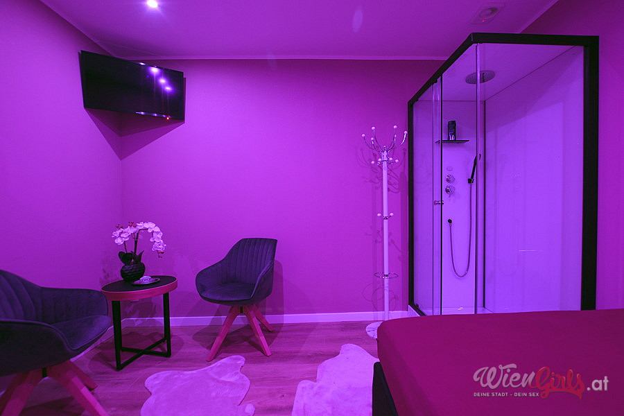 STUDIO ROXANNA 20 Image