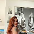 Trans Katie Delux Image, Slider