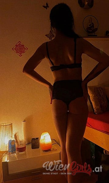 Evelin  Image