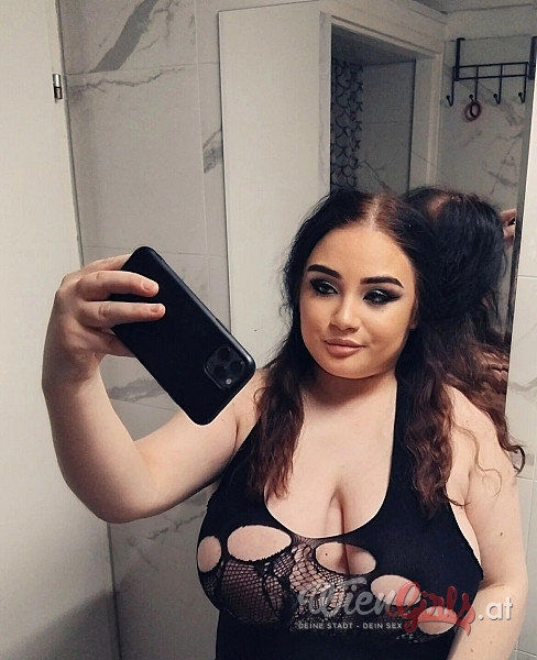 Elissa Image