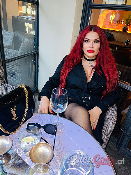 Herrin Nora Marinelli Image