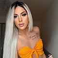 Trans Chloe Bobshell Image, Slider
