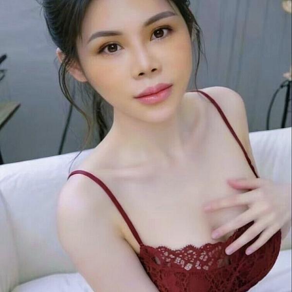 Xina Card Image
