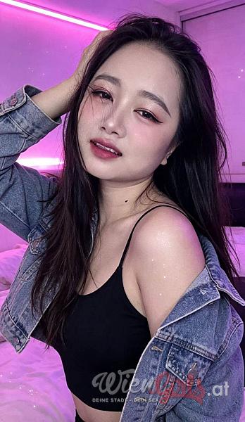 YiYi Image