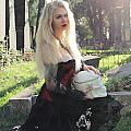 Lady Konstance Image, Slider